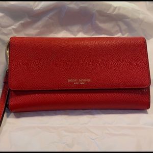 Henri Bendel wristlet